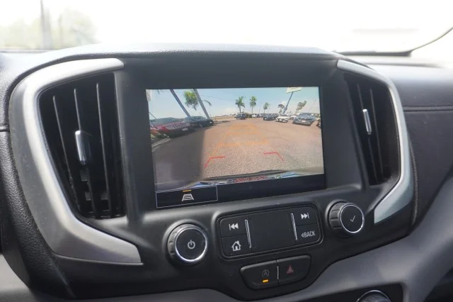 Used 2022  GMC SLT image 30