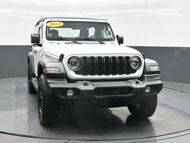 Used 2024 White Jeep Sport image 6
