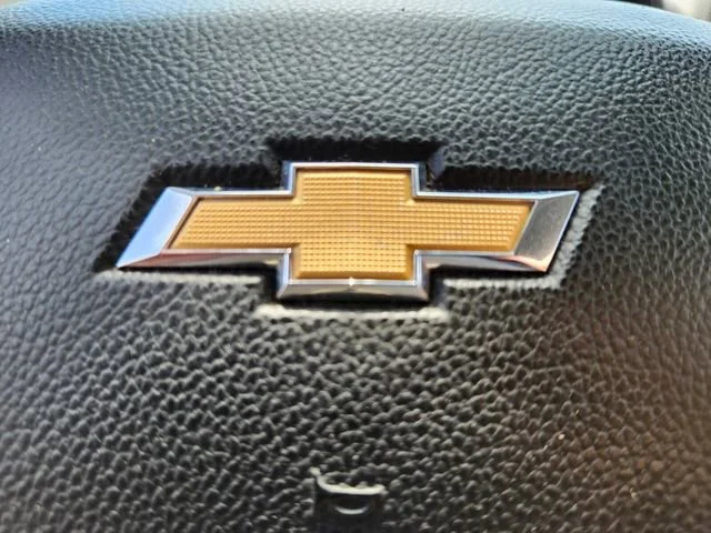 Used 2022 Summit White Chevrolet WT image 31