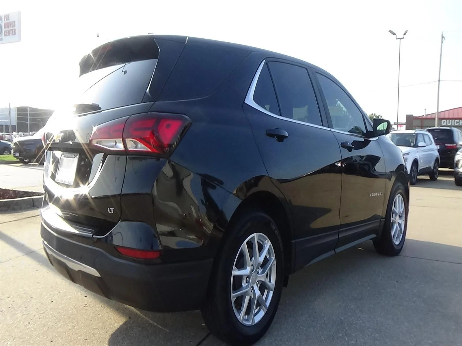 Certified Used 2022 Mosaic Black Metallic (gb8) Chevrolet LT image 5