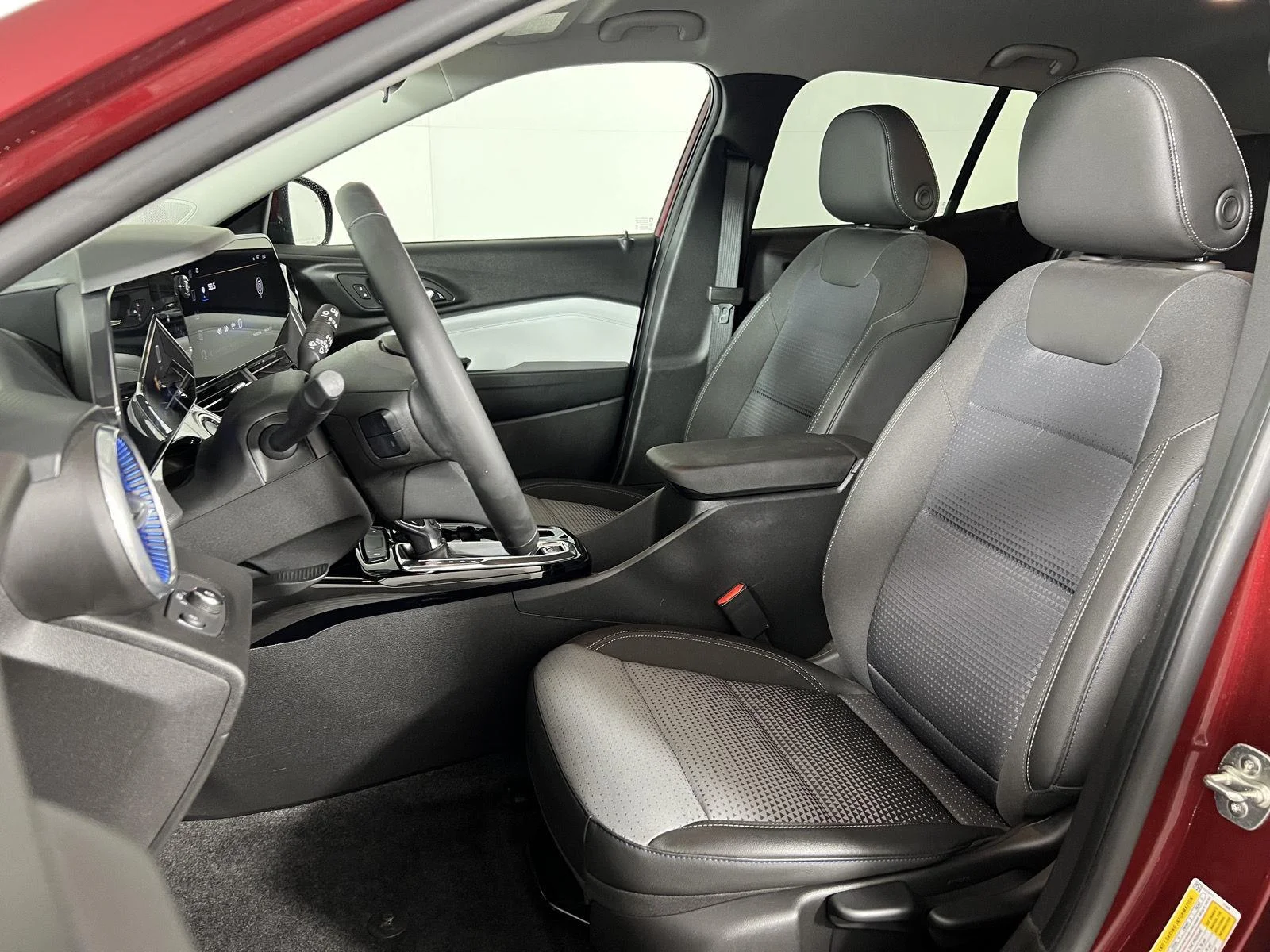 Used 2024 Crimson Metallic Chevrolet LT image 32