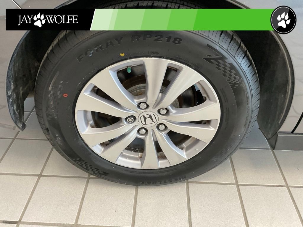 Used 2014  Honda EX-L image 6