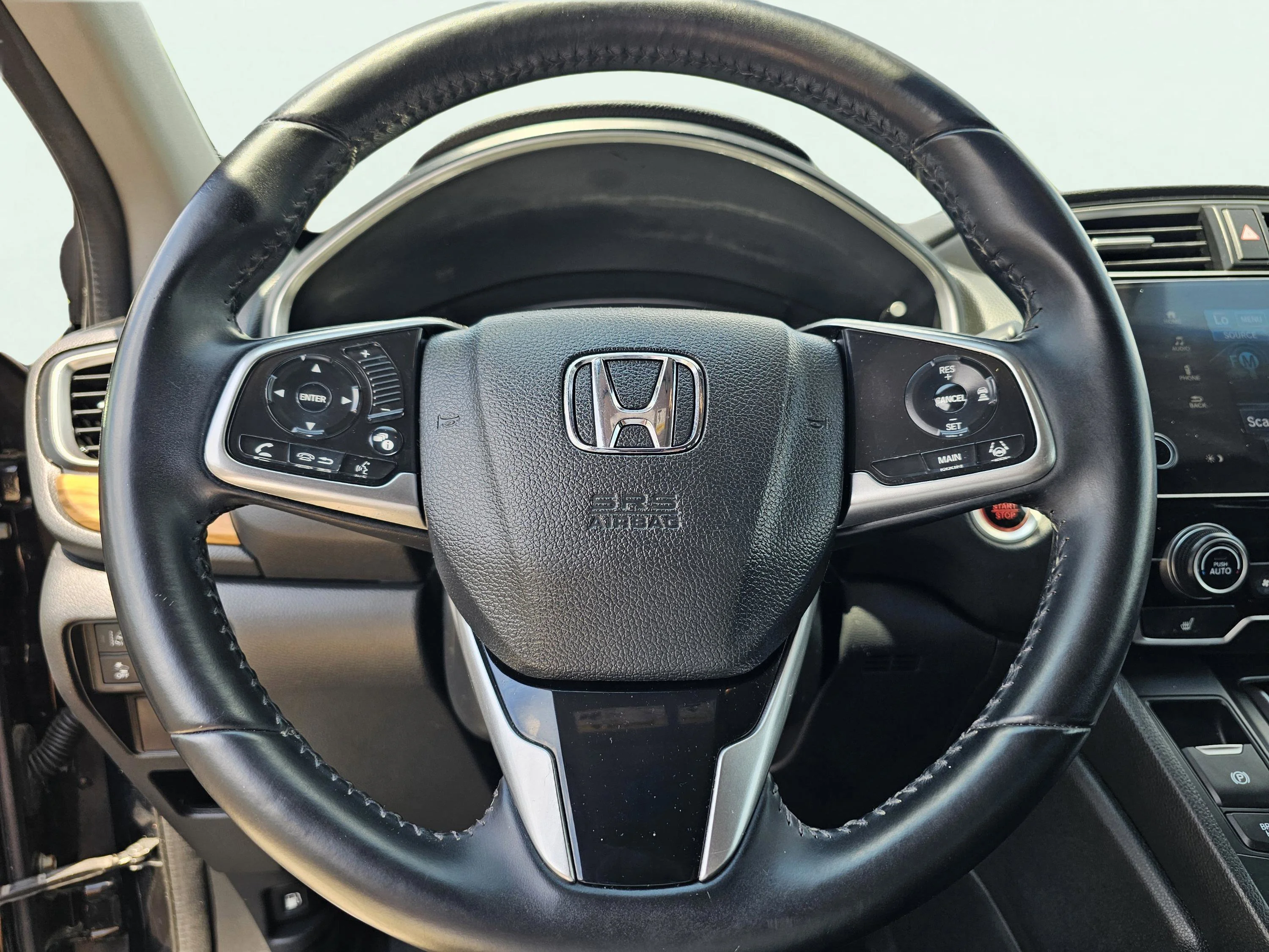 Used 2018 Crystal Black Pearl Honda EX-L image 8