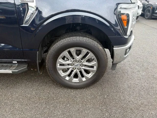 Used 2025 Antimatter Blue Metallic Ford Lariat image 16