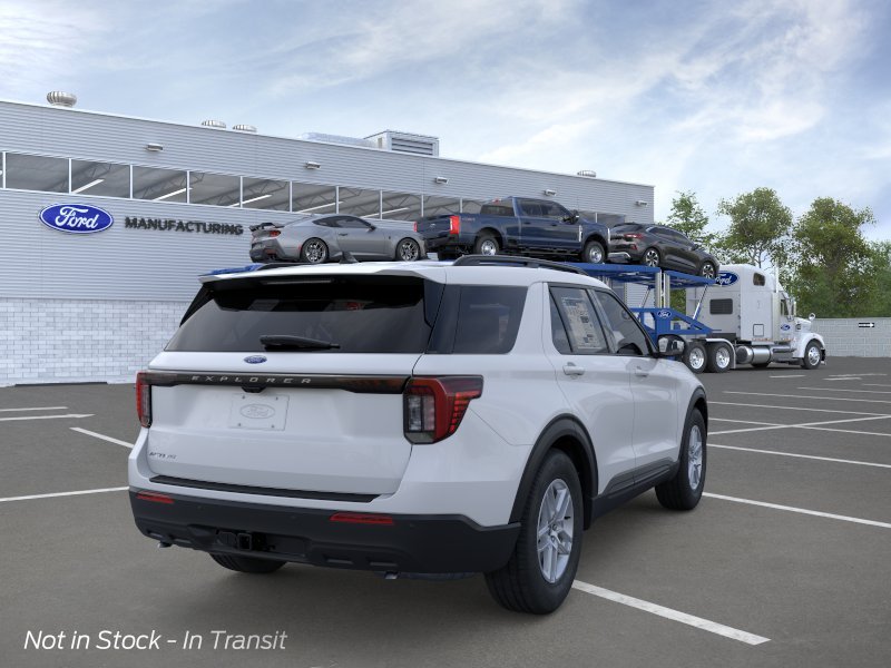 New 2026 Space White Metallic Ford Active image 8