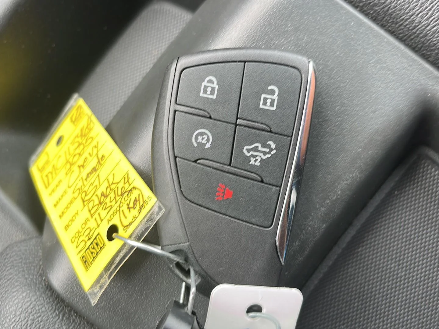 Used 2025 Black Chevrolet RST image 39