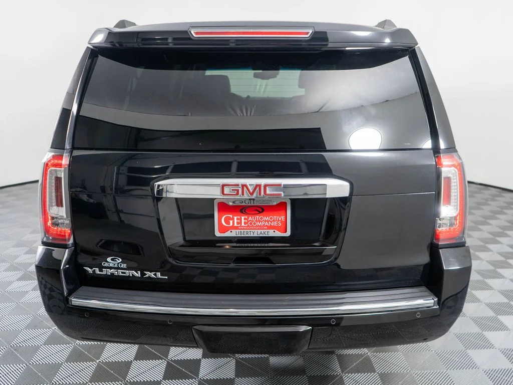 Used 2017 Black GMC Denali image 5