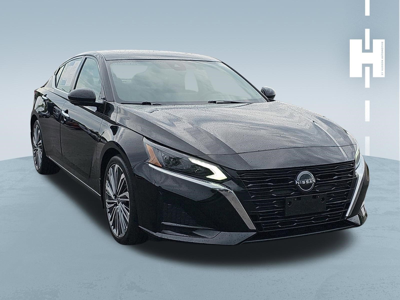 2024 Nissan Altima 2.5 SL's photo