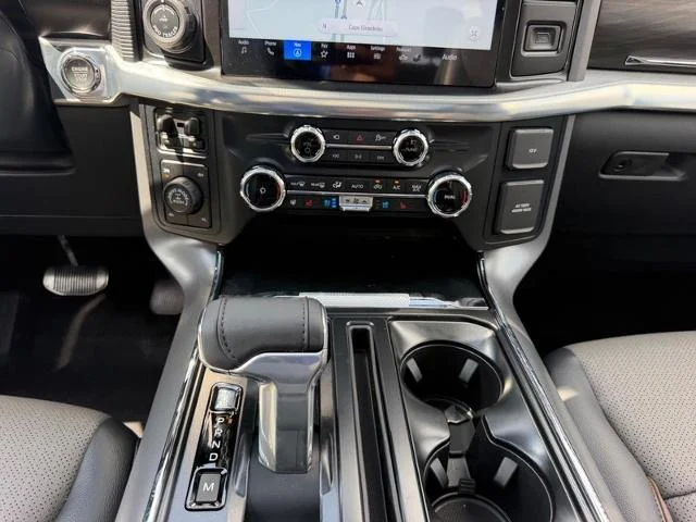 New 2026 Star White Metallic Tri-Coat Ford Lariat® image 41