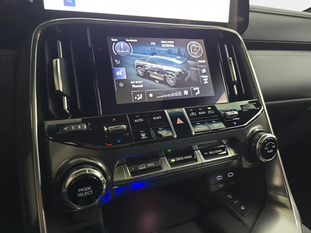 New 2026 Ultra White Lexus F SPORT HANDLING image 22