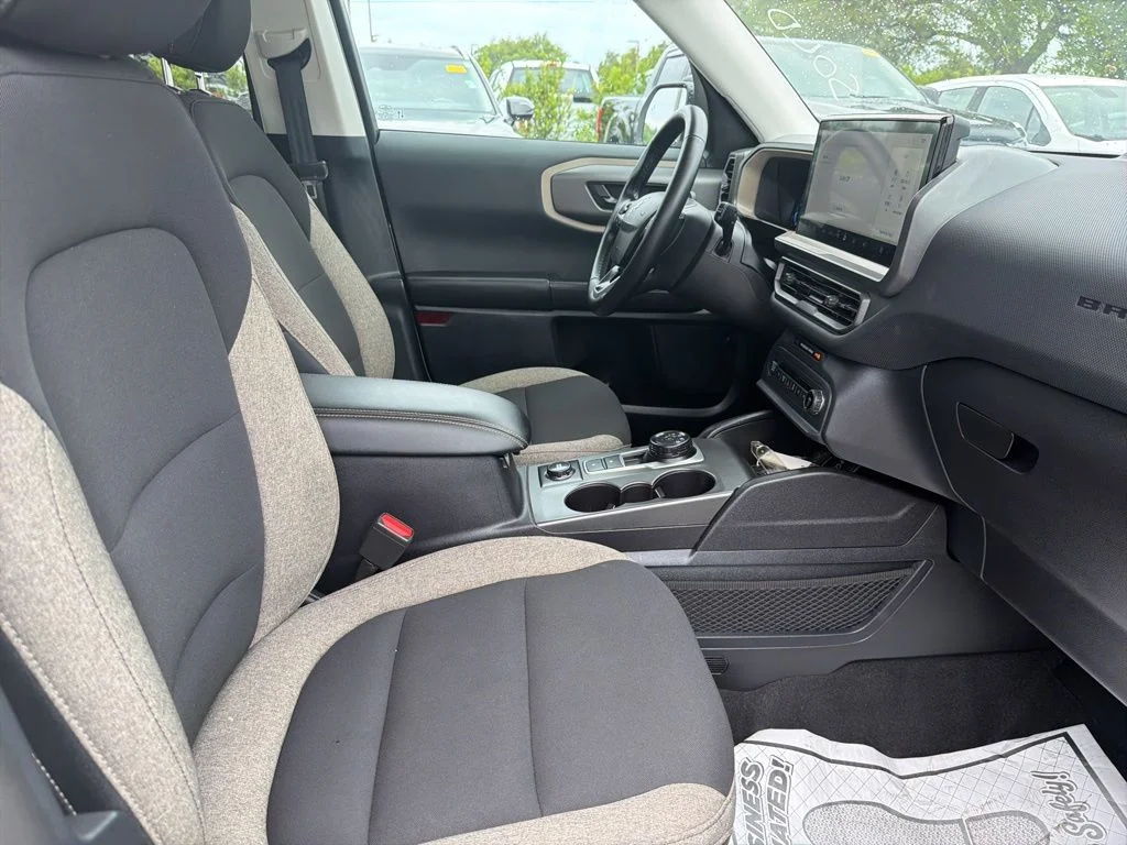 Used 2025 White Ford Big Bend image 12