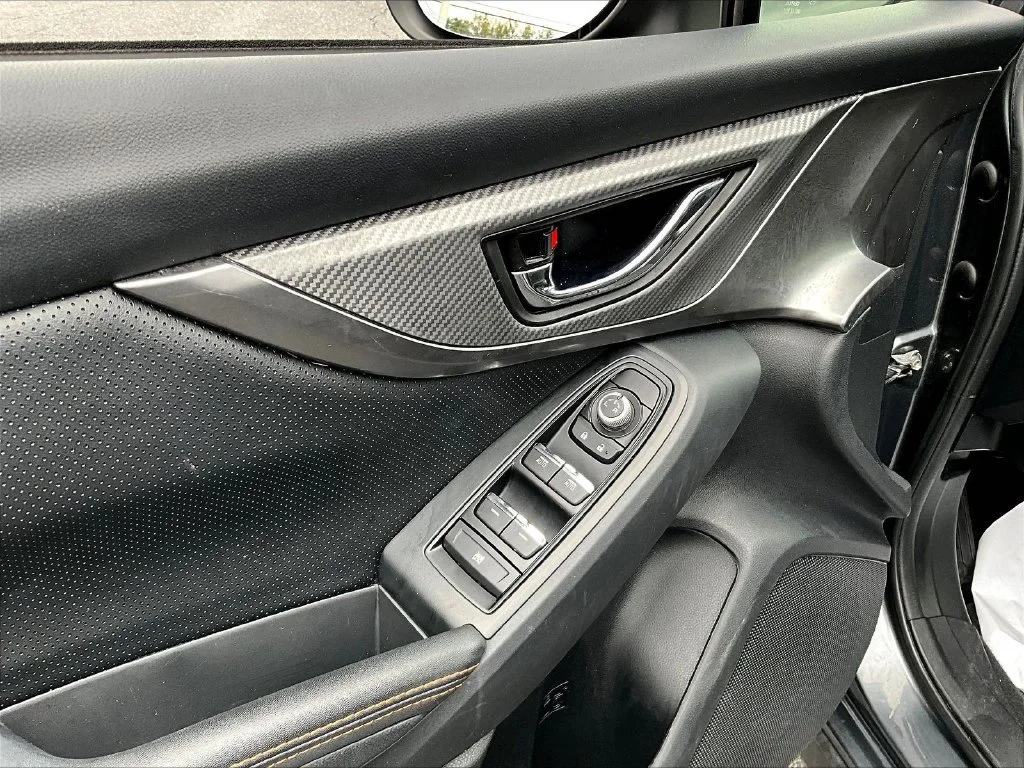 Used 2021 Gray Metallic Subaru Limited image 18