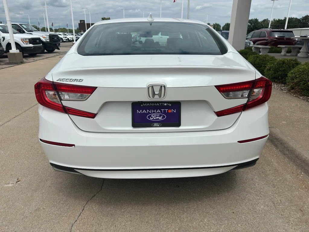 Used 2019 Platinum White Pearl Honda LX 1.5T image 5