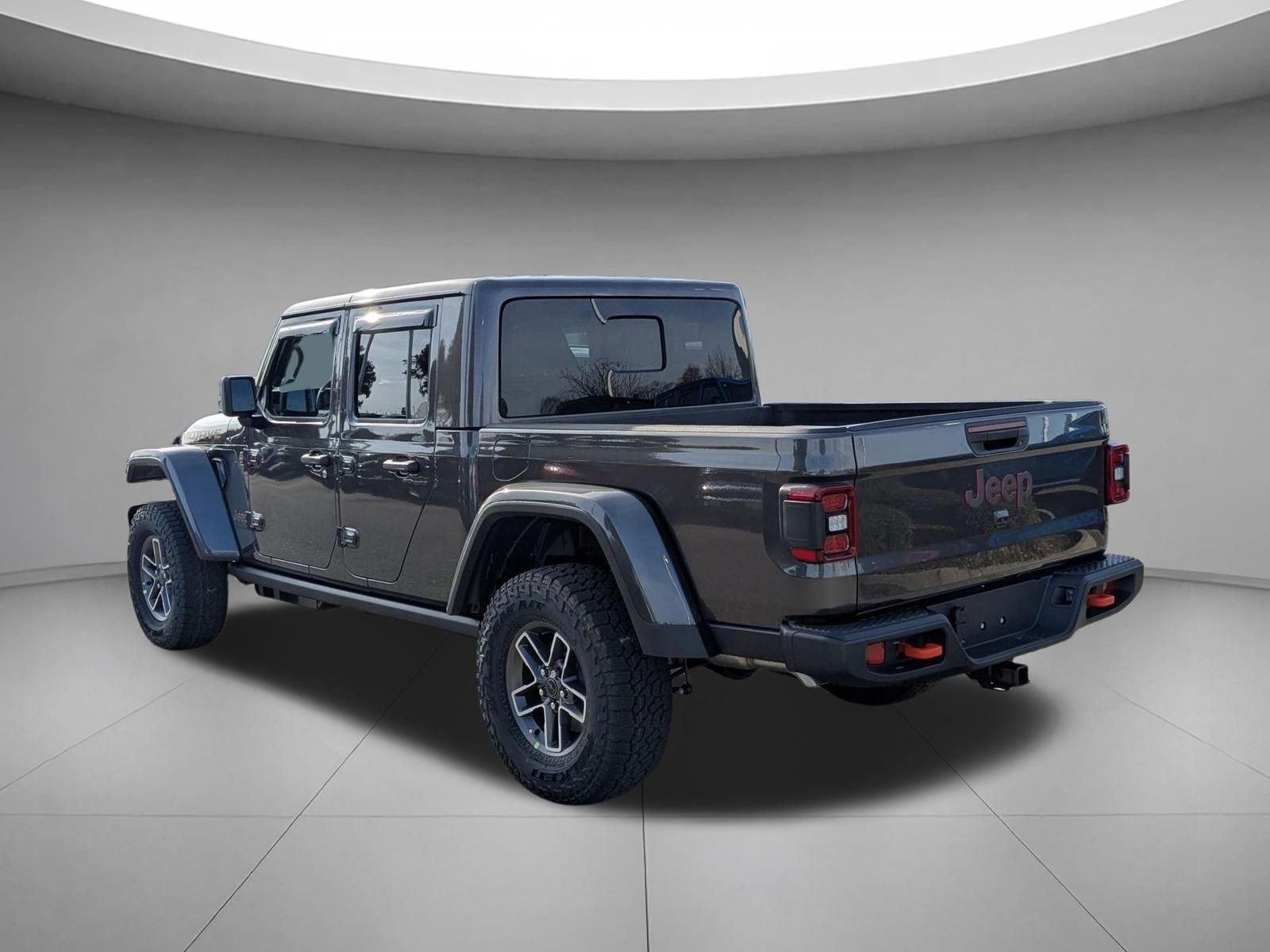 New 2026 Granite Crystal Metallic Clear-Coat Exterior Paint Jeep Mojave 4x4 image 7