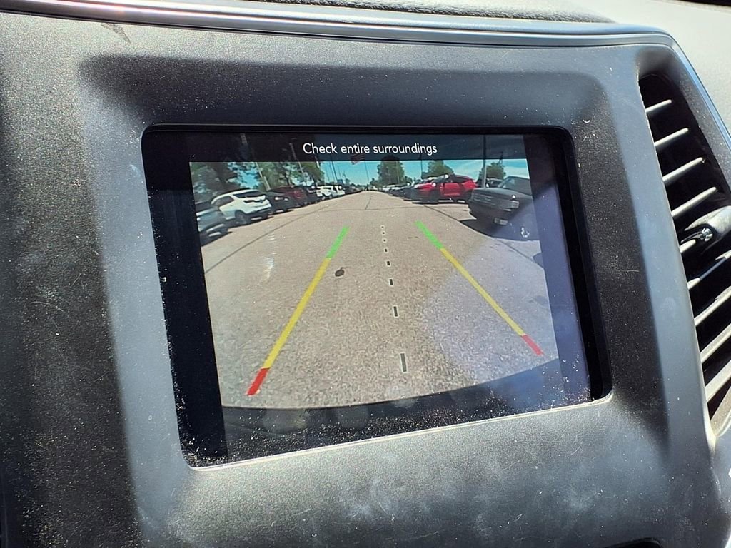 Used 2019 Sting-gray Clearc Jeep Latitude Plus image 18