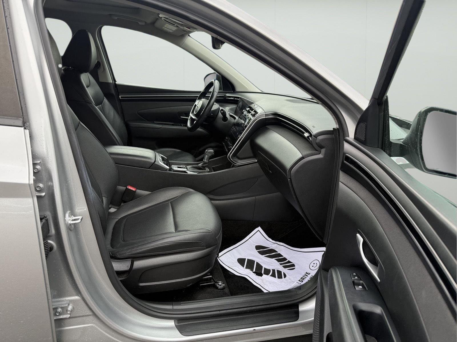 Used 2023 Shimmering Silver Hyundai SEL image 13