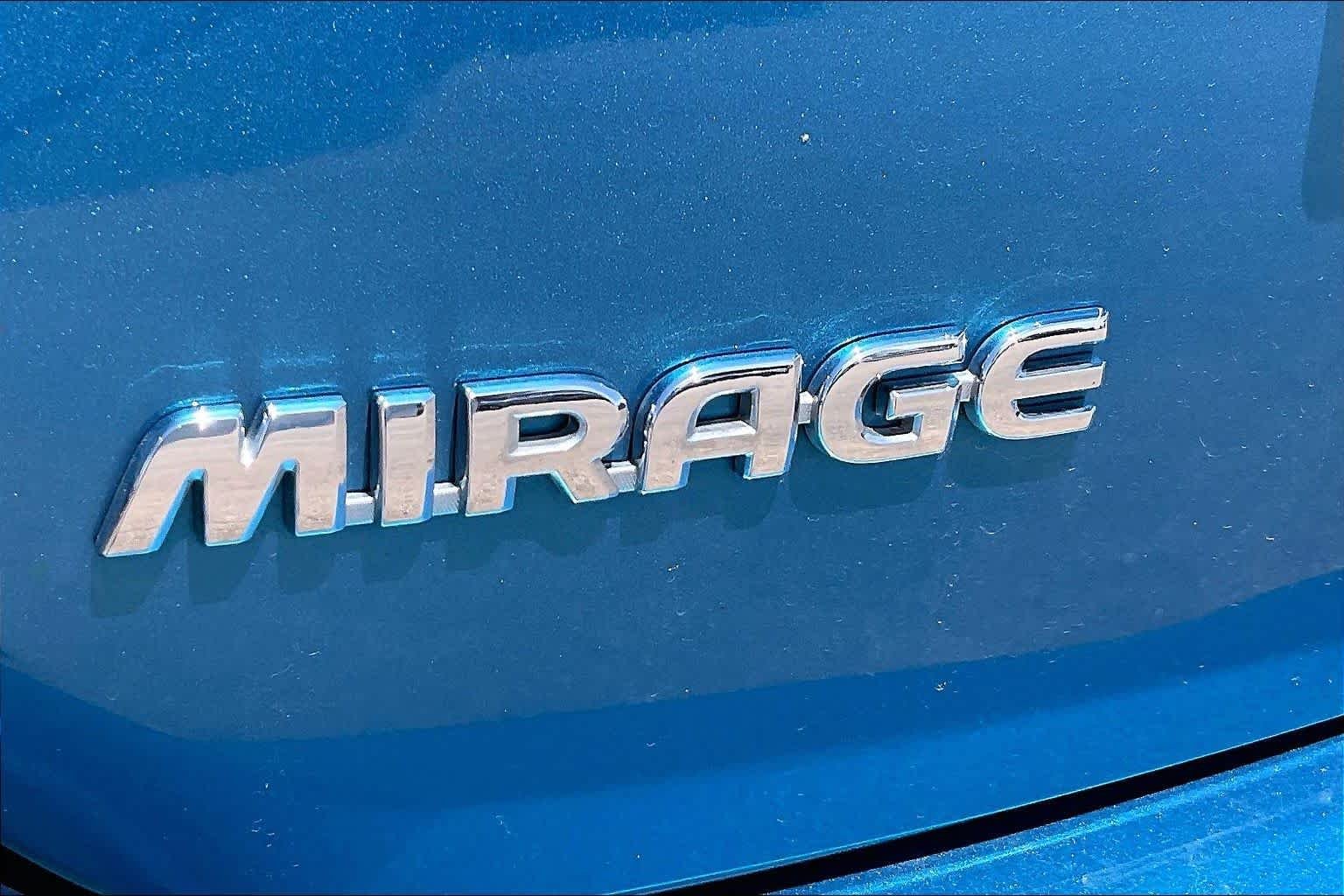 Used 2024 Sapphire Blue Metallic Mitsubishi ES image 29