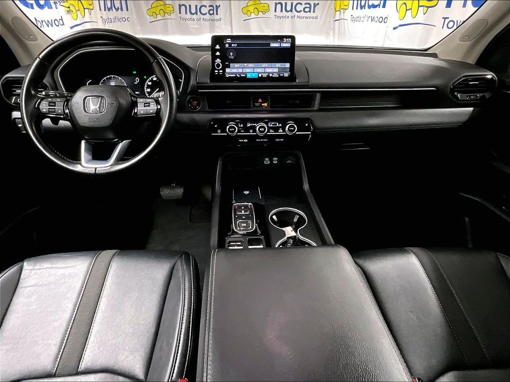 Used 2024 White Honda Touring image 22