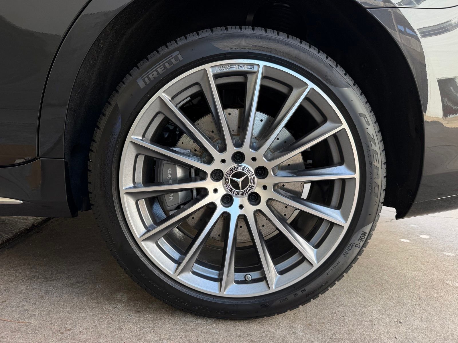 New 2026 Graphite Grey Metallic Mercedes-Benz S 580 image 22