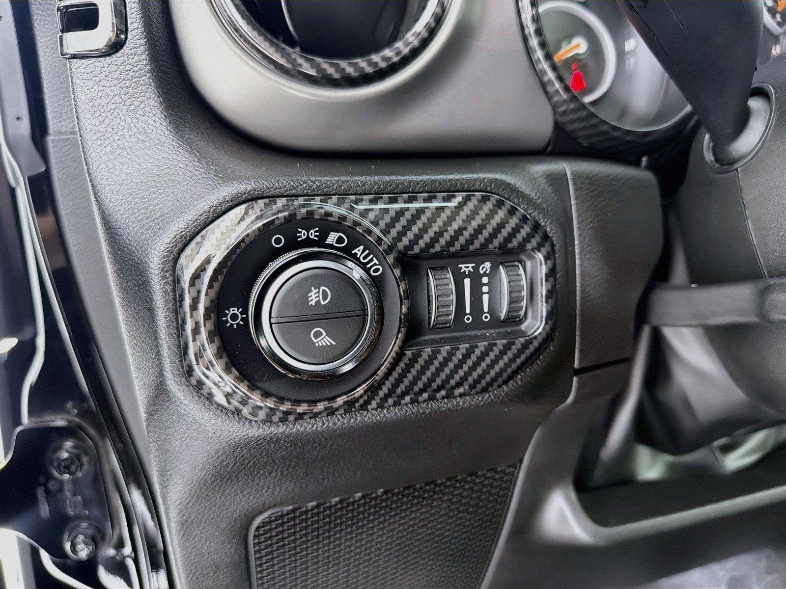 Used 2022 Black Clearcoat Jeep Sport S image 8