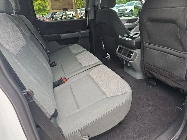Used 2023 White Ford XLT image 11