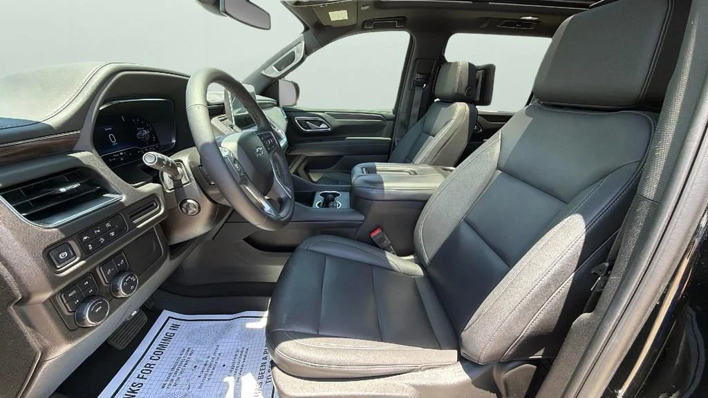 Used 2024 Black Chevrolet Z71 image 17