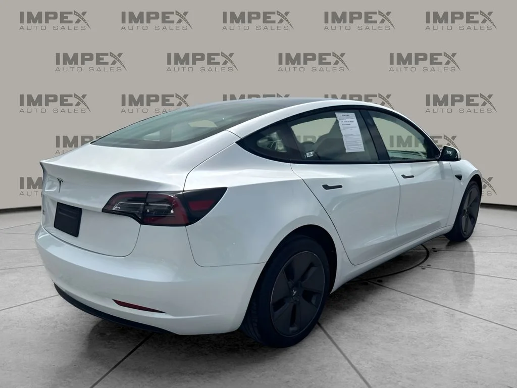 Used 2023 White Tesla Base image 3