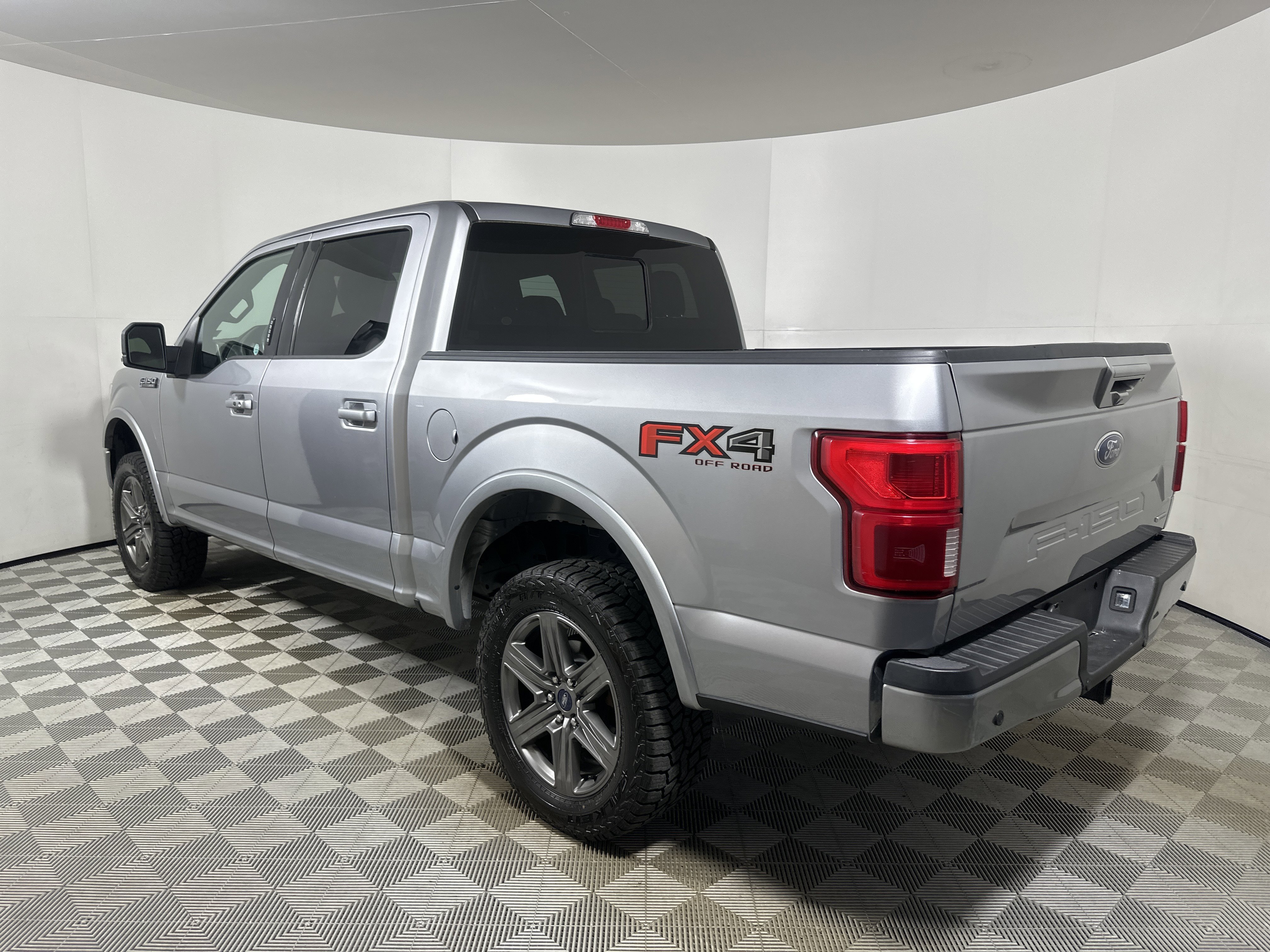 Used 2020 Silver Ford  image 5