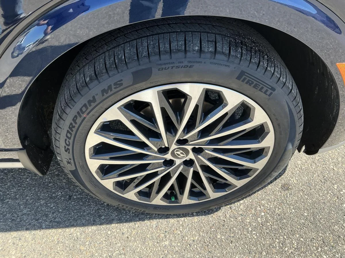 New 2026 Blue Hyundai Ultimate Calligraphy image 10