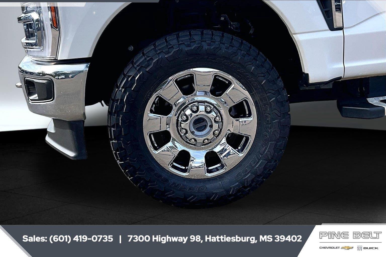 Used 2024 White Ford XL image 8