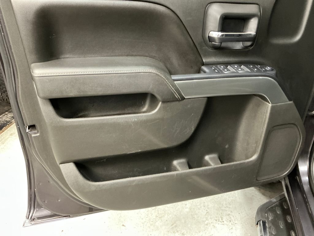 Used 2016 Gray Chevrolet LT image 15