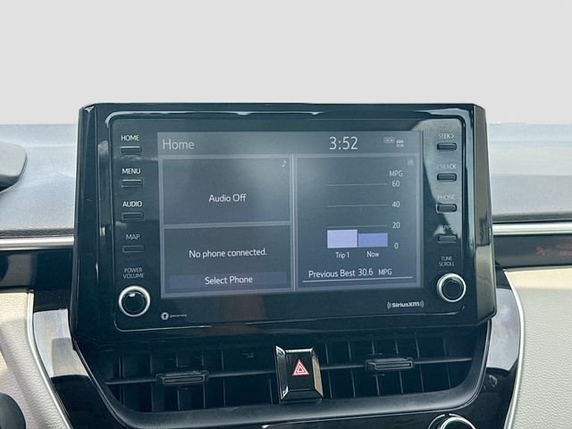 Used 2022  Toyota LE image 14