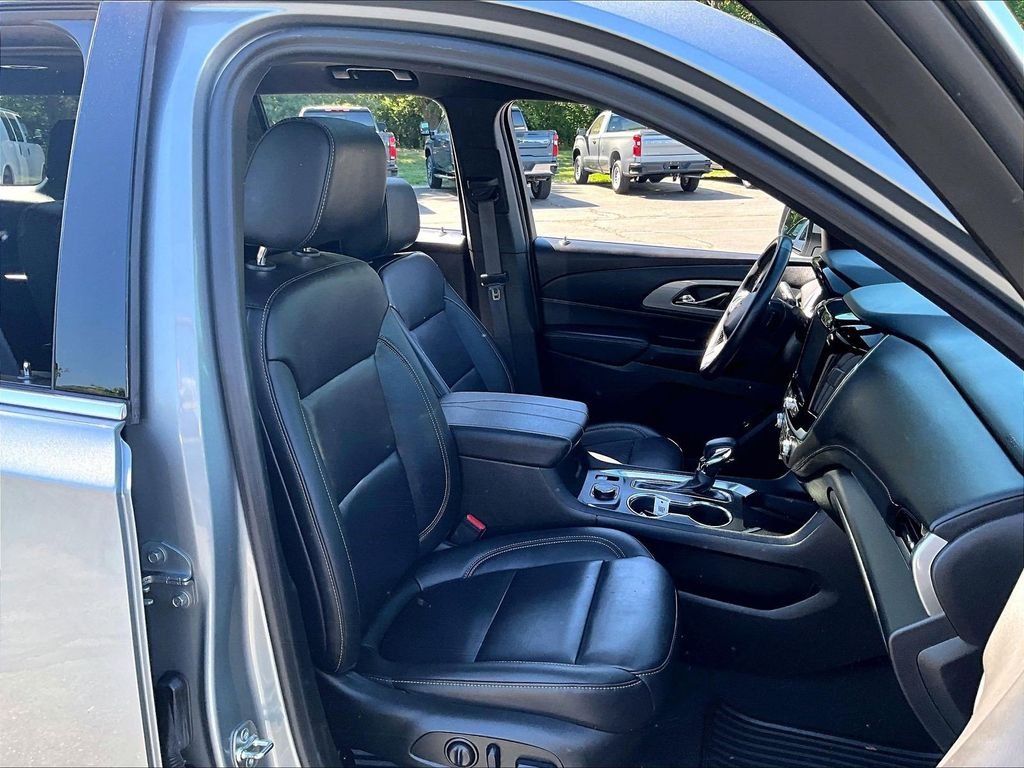 Used 2023 Gray Chevrolet LT Leather image 11