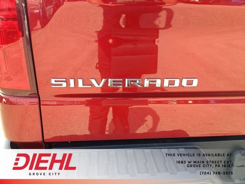 Used 2021 Red Chevrolet Custom Trail Boss image 12