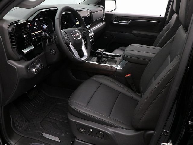 2026 GMC Sierra 1500 SLT - Photo 13