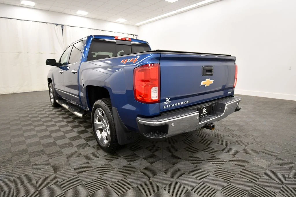 Used 2018 Blue Chevrolet LTZ image 5