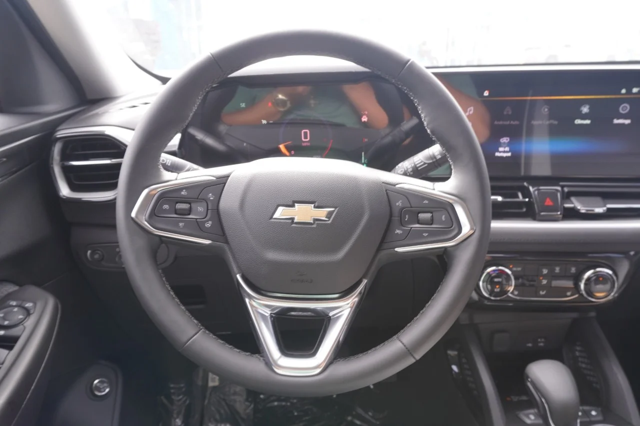 New 2026 Sterling Gray Metallic Chevrolet LT image 33
