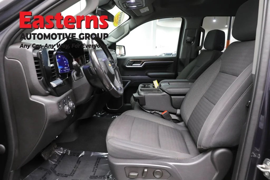 Used 2022 Gray Chevrolet LT image 14