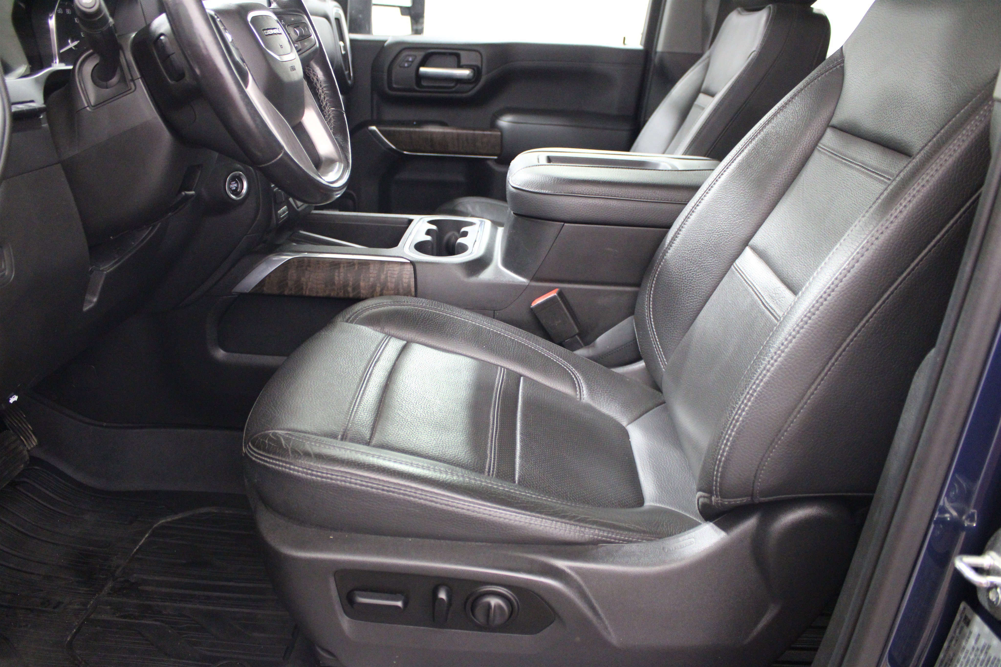 Used 2021 Pacific Blue Metallic GMC Denali image 6