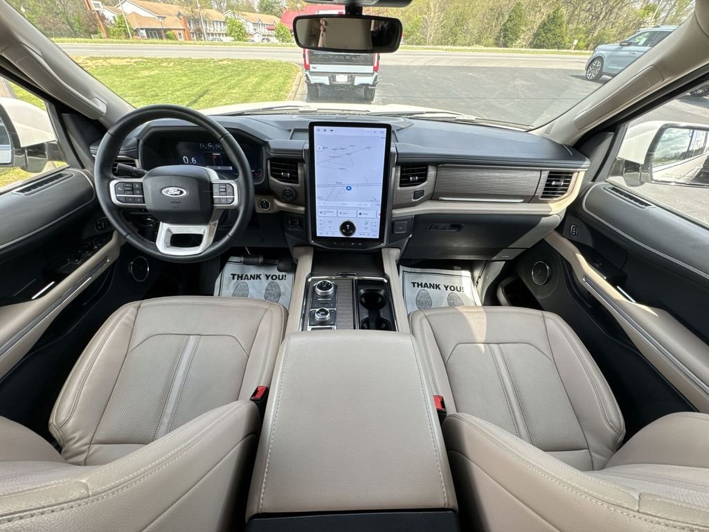 Used 2024 White Ford Limited image 21