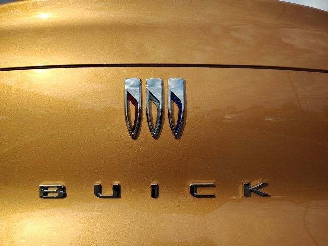 Used 2025 Brown Buick Preferred image 29