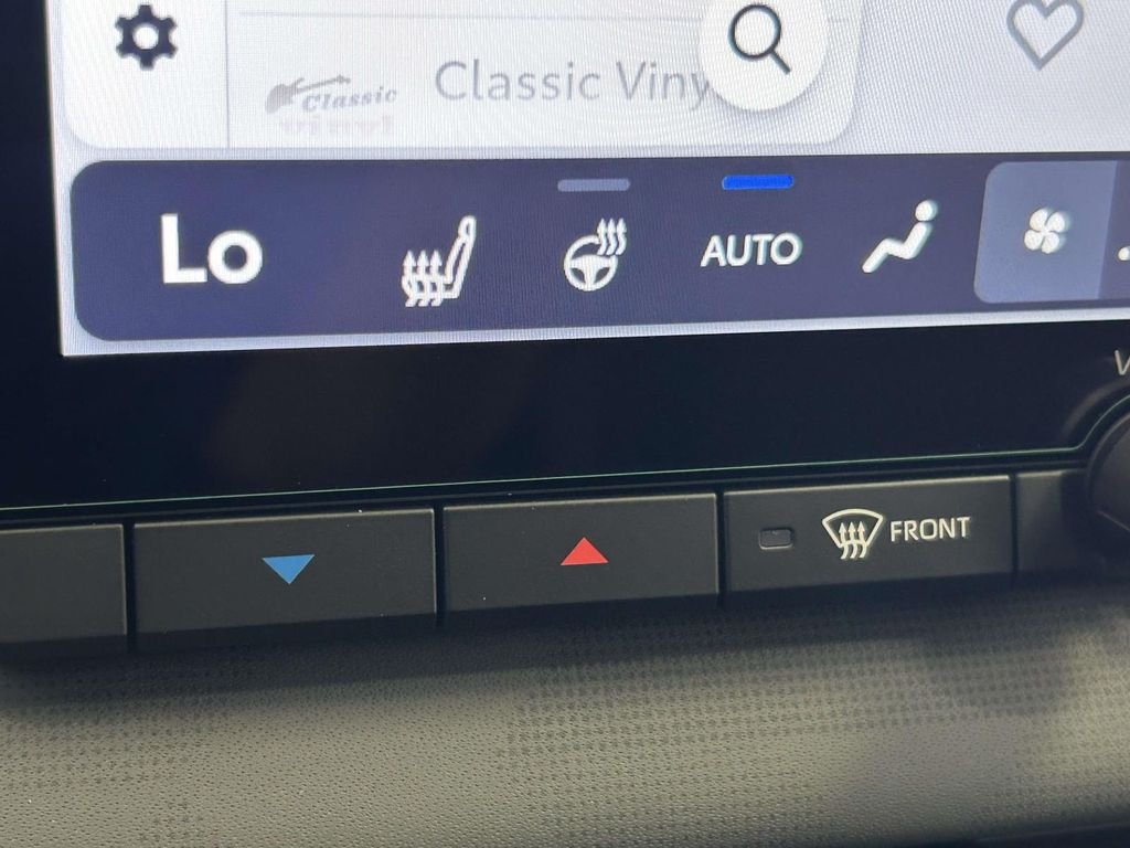 Used 2026  Toyota Woodland image 23
