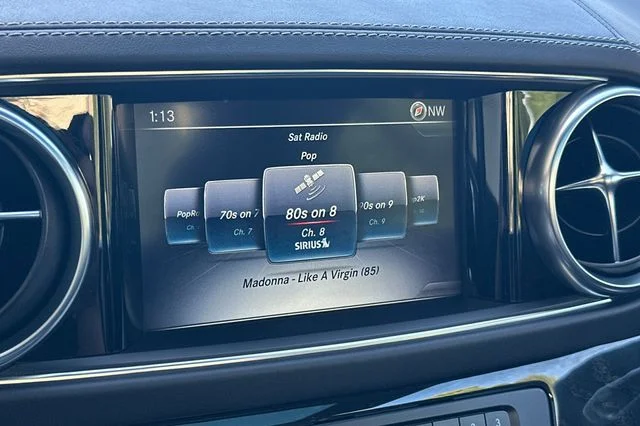Used 2019  Mercedes-Benz SL 550 image 17