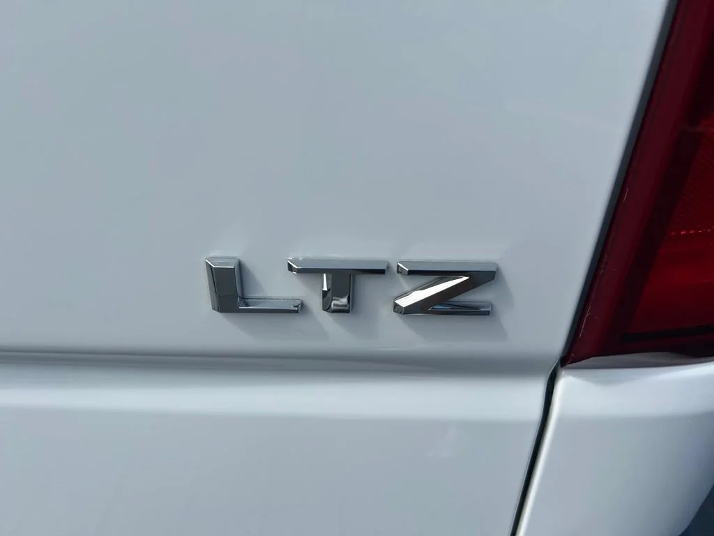 Used 2024 Summit White Chevrolet LTZ image 11