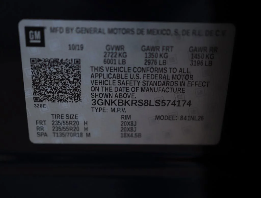 Used 2020 Midnight Blue Metallic Chevrolet RS image 43