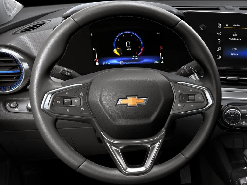 2026 Chevrolet Trax LT - Photo 8