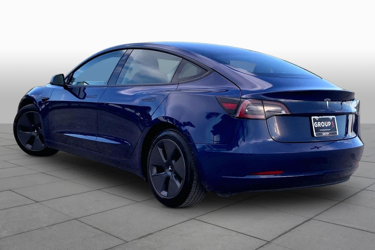 Used 2021 Deep Blue Metallic Tesla Standard Range Plus image 11