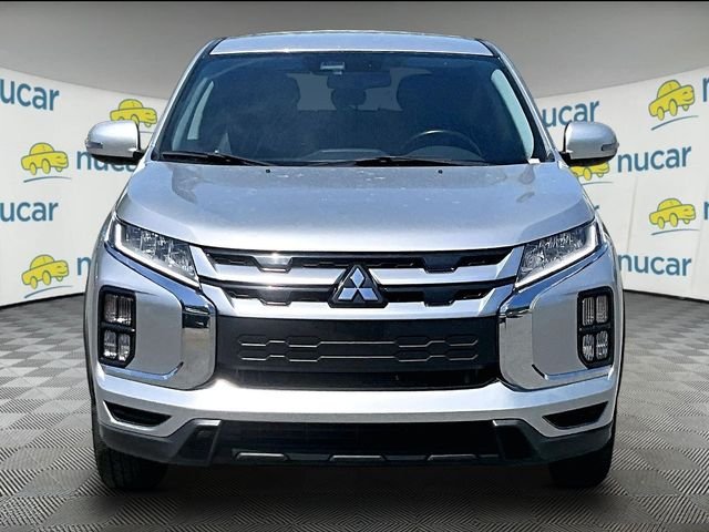 Used 2024 Silver Mitsubishi 2.0 SE image 3