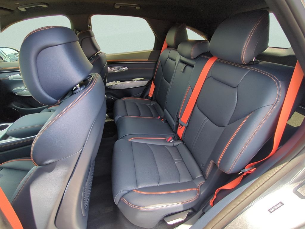 New 2026 Silver Genesis 2.5T SPORT PRESTIGE image 10
