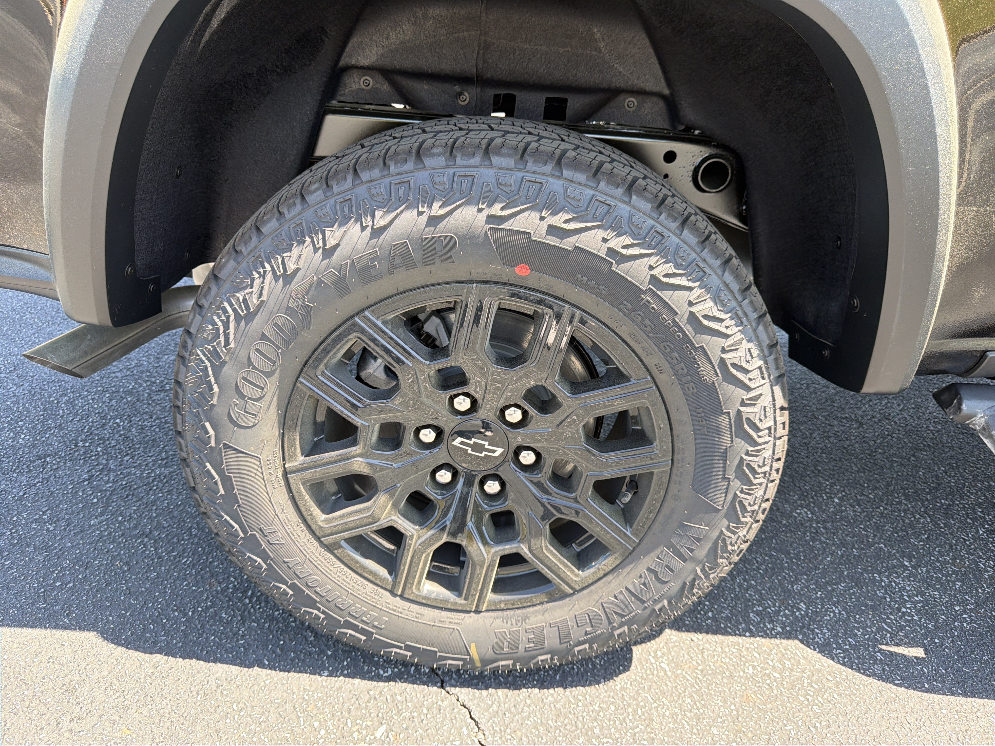 2026 Chevrolet Colorado Trail Boss - Photo 17